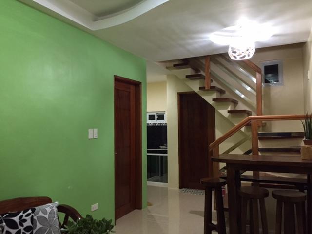 Ea Apartelle - Metro Vigan Buitenkant foto