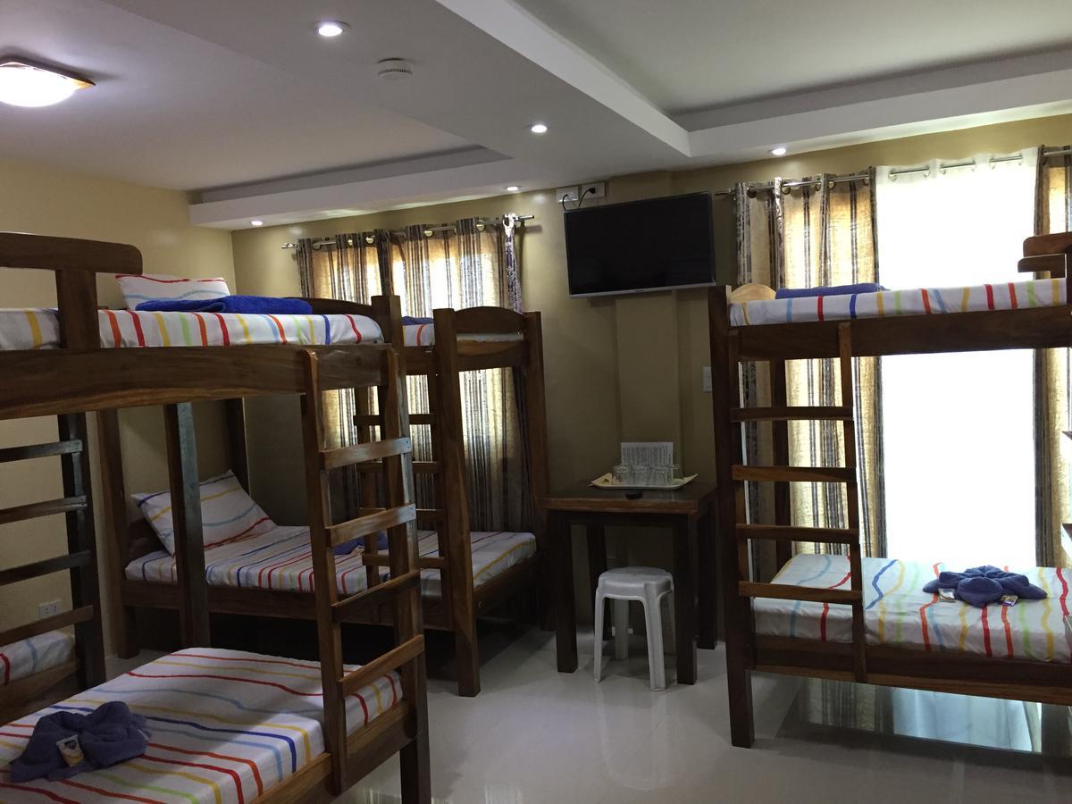 Ea Apartelle - Metro Vigan Buitenkant foto