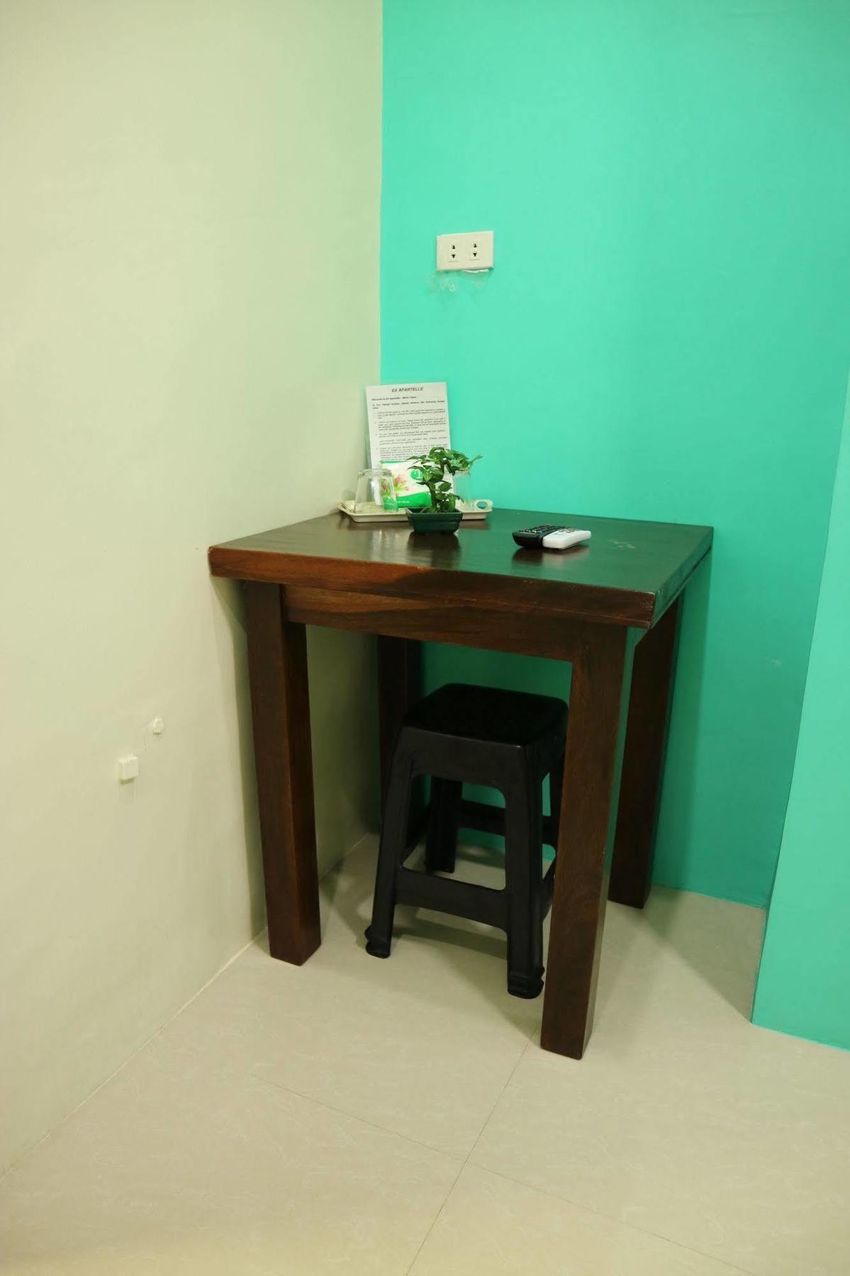 Ea Apartelle - Metro Vigan Buitenkant foto
