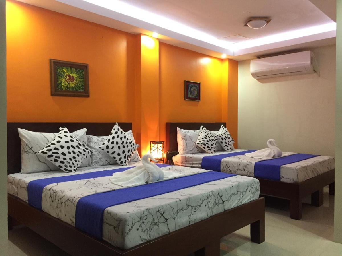 Ea Apartelle - Metro Vigan Buitenkant foto